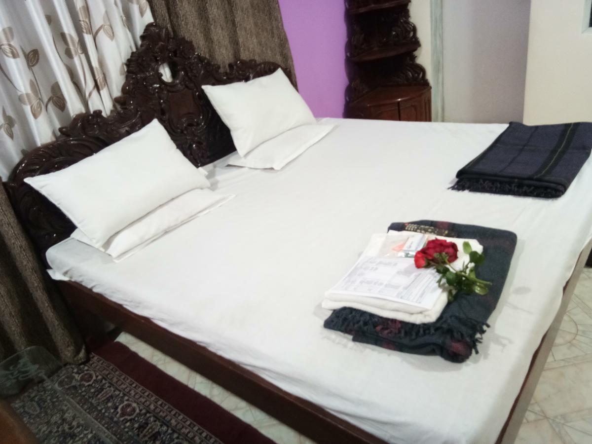 Grand Galaxy Hotel Krishna ナーシク エクステリア 写真